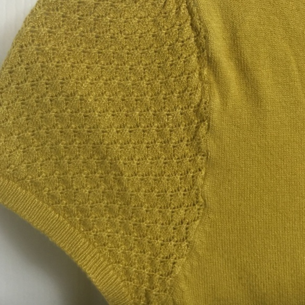 Adorable Blouse - Picture 3 of 3